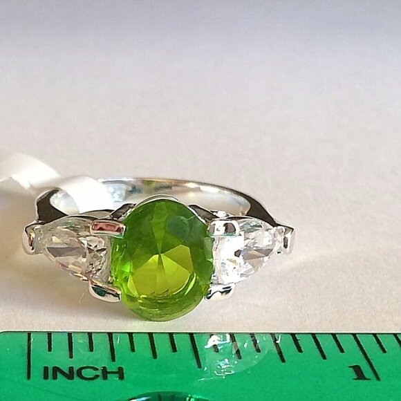 Sterling Silver Peridot Ring Size 7 8 9 Oval Green Cubic Zirconia Simulated 925 - Picture 9 of 10
